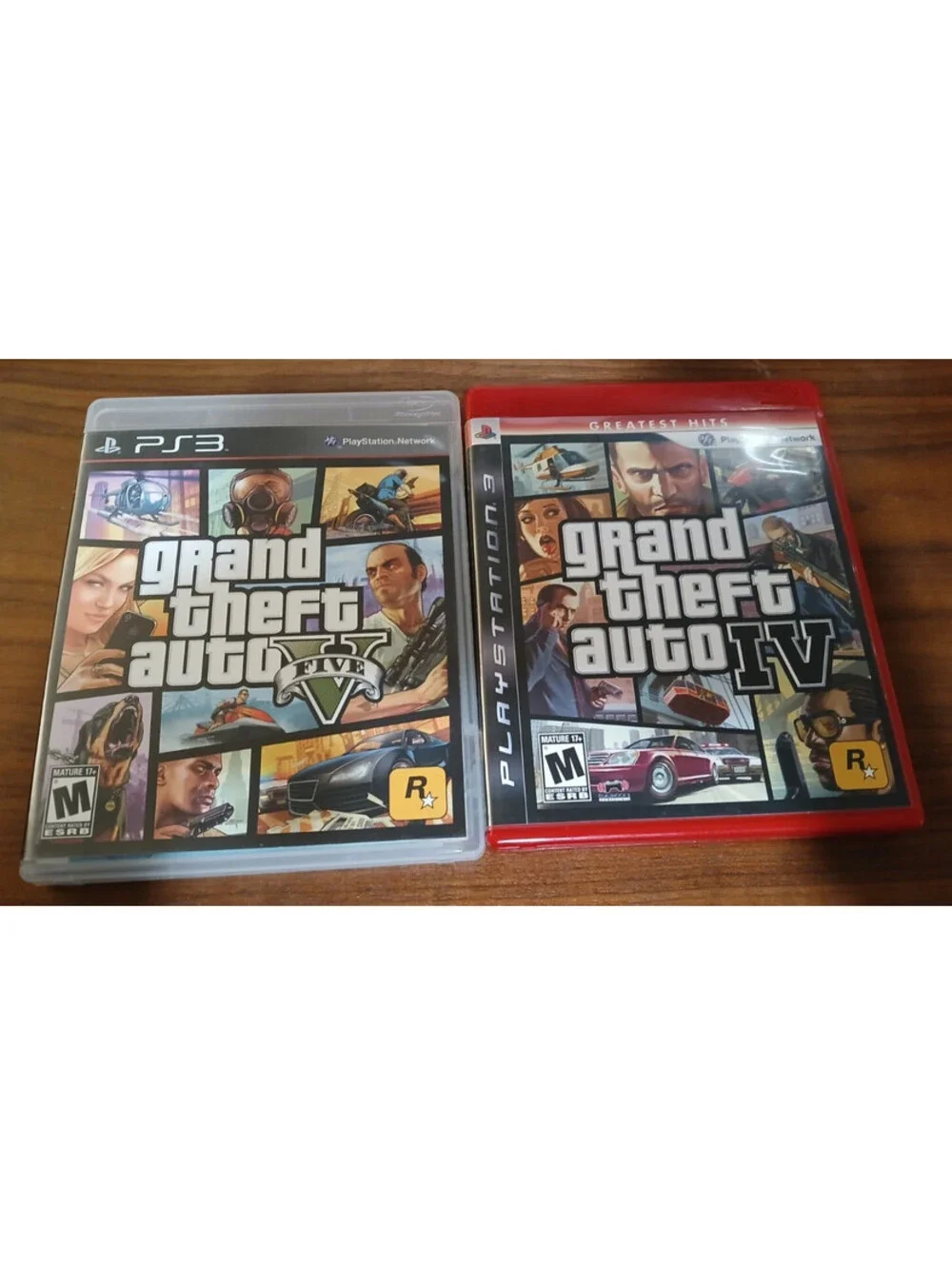 Grand Theft Autvo IV & V (PlayStation 3) Bundle